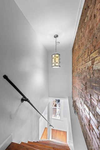 1920 Senate Street, St Louis, MO 63118