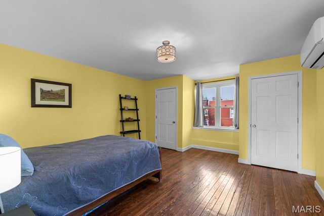 1920 Senate Street, St Louis, MO 63118