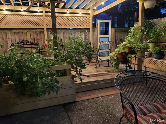 1920 Senate Street, St Louis, MO 63118