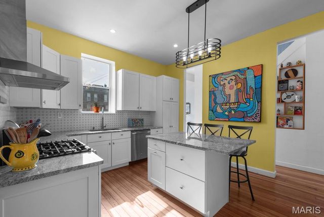 1920 Senate Street, St Louis, MO 63118