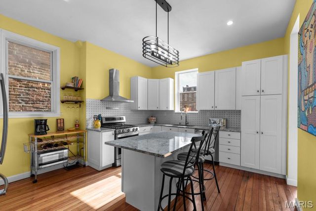 1920 Senate Street, St Louis, MO 63118