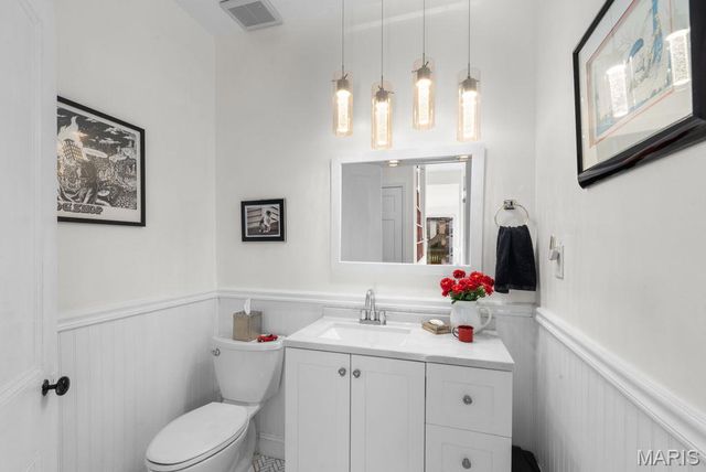 1920 Senate Street, St Louis, MO 63118