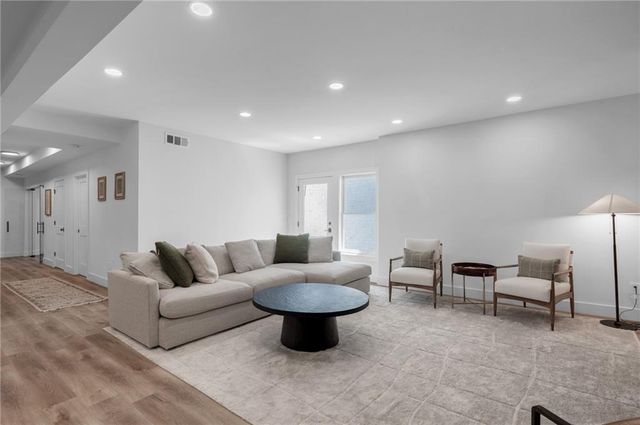 2986 Surrey Lane, Atlanta, GA 30341