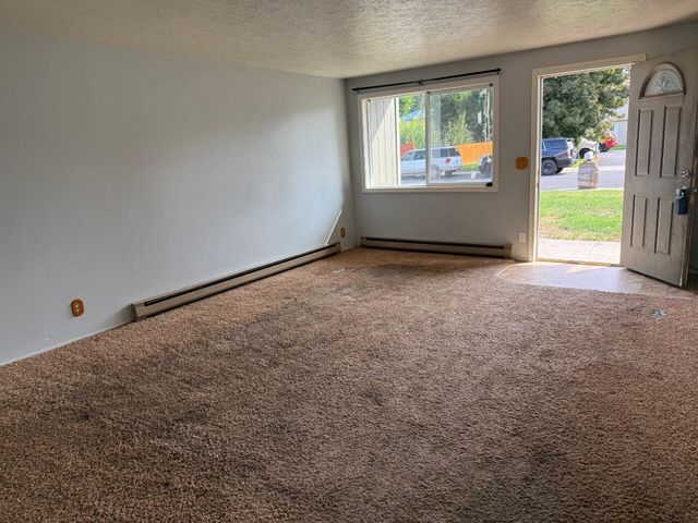 2535 SW 29 Street, Redmond, OR 97756