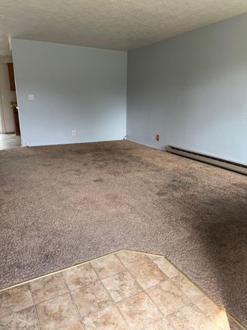 2535 SW 29 Street, Redmond, OR 97756