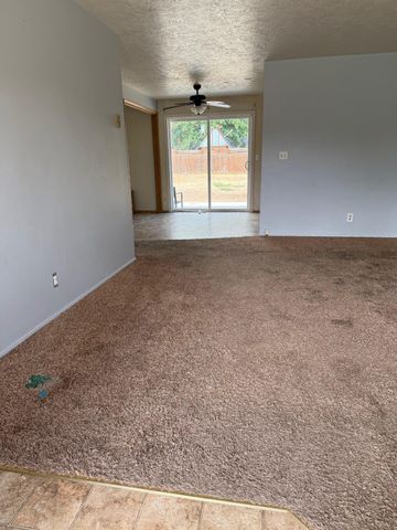 2535 SW 29 Street, Redmond, OR 97756