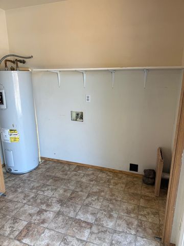 2535 SW 29 Street, Redmond, OR 97756