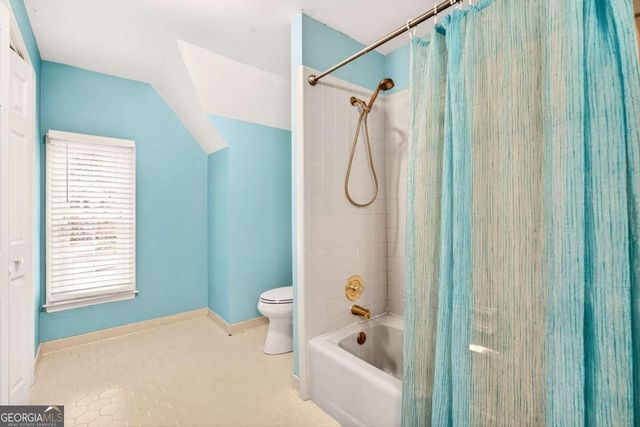 250 Tynebrae Place, Roswell, GA 30075