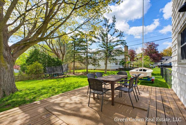 1652 Gorham Drive SE, Grand Rapids, MI 49506