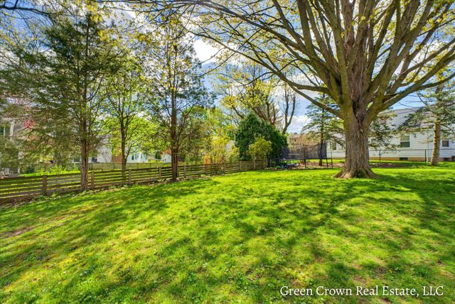 1652 Gorham Drive SE, Grand Rapids, MI 49506