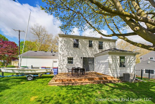 1652 Gorham Drive SE, Grand Rapids, MI 49506
