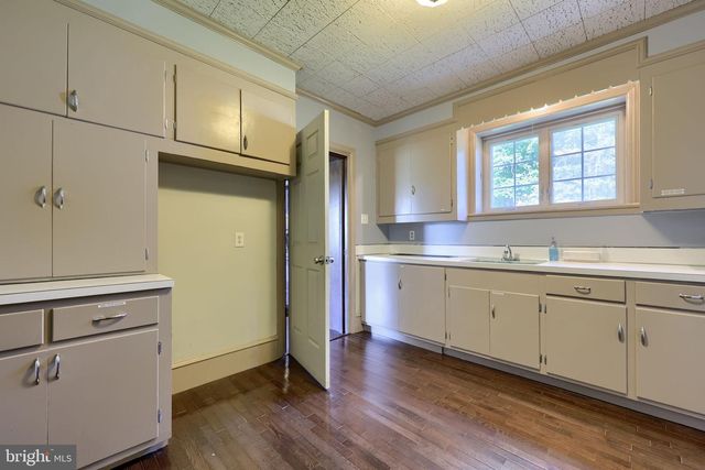 151 WARRINGTON ST, Wellsville, PA 17365