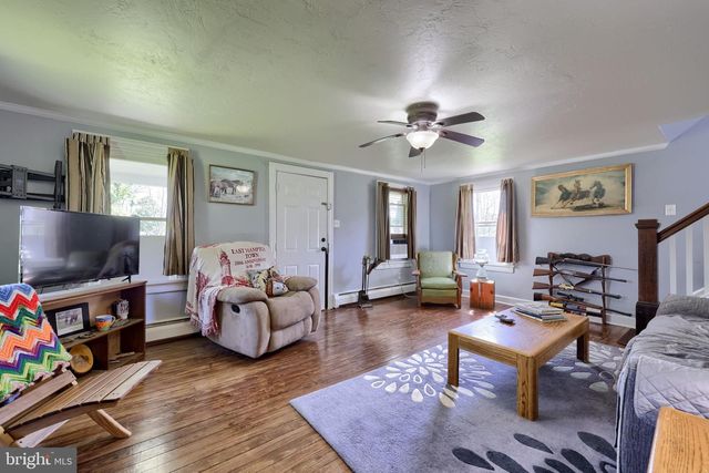 151 WARRINGTON ST, Wellsville, PA 17365