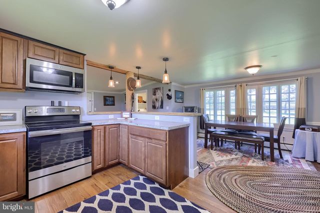 151 WARRINGTON ST, Wellsville, PA 17365