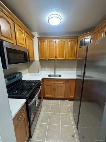 129-12 145 Street 1 Fl, Jamaica, NY 11436