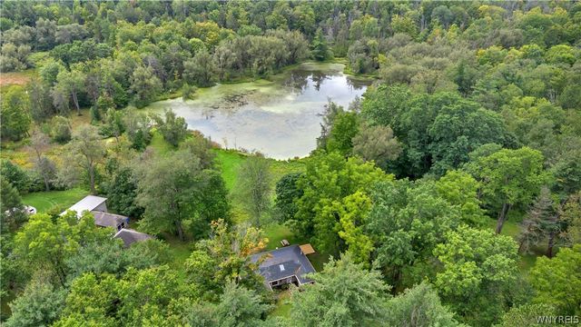 6374 Hunters Creek Road, Wales, NY 14139