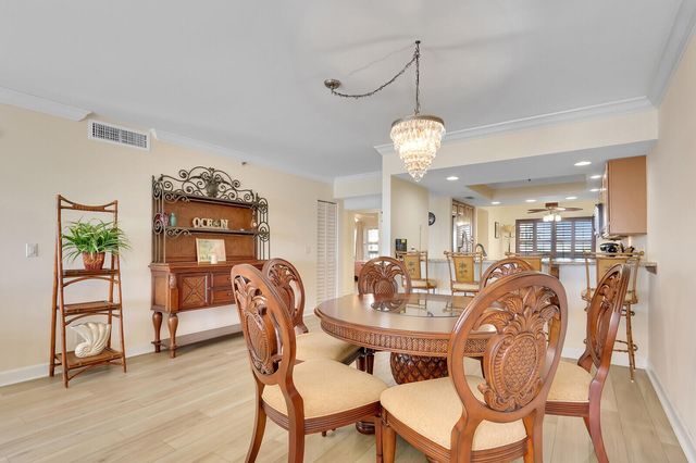 1055 Ocean Drive 403, Juno Beach, FL 33408