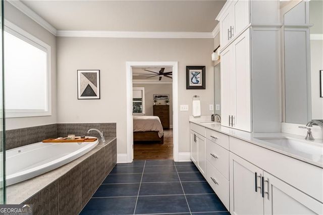 427 Parkbrook Way, Canton, GA 30114