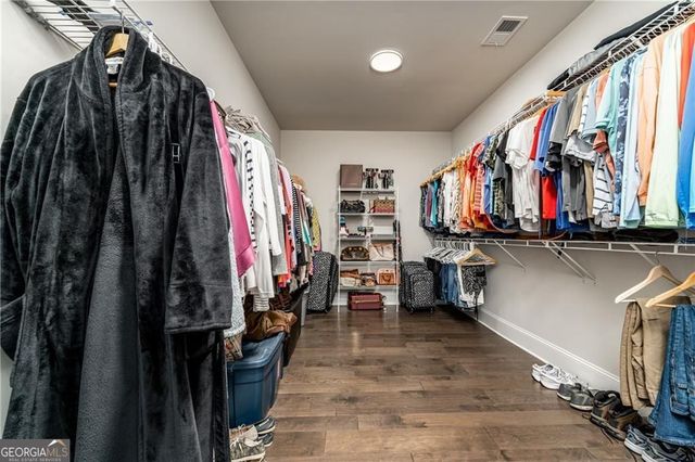 427 Parkbrook Way, Canton, GA 30114