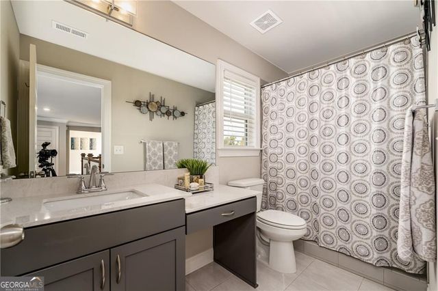 427 Parkbrook Way, Canton, GA 30114