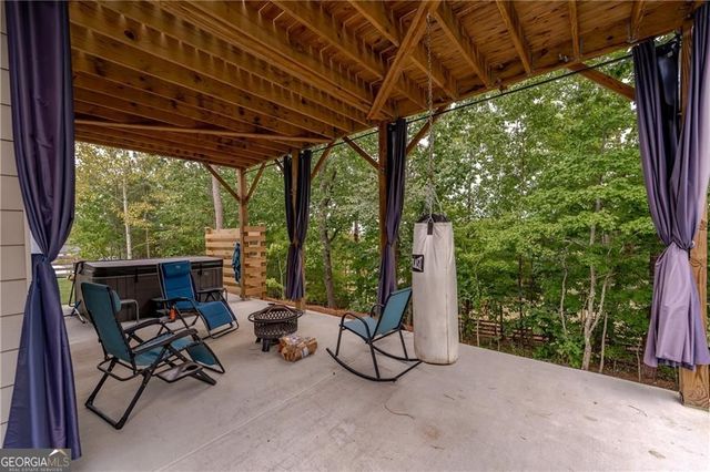 427 Parkbrook Way, Canton, GA 30114