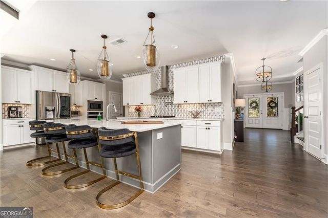 427 Parkbrook Way, Canton, GA 30114
