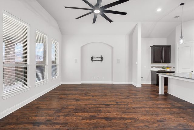 15033 Seventeen Lakes Boulevard, Fort Worth, TX 76262