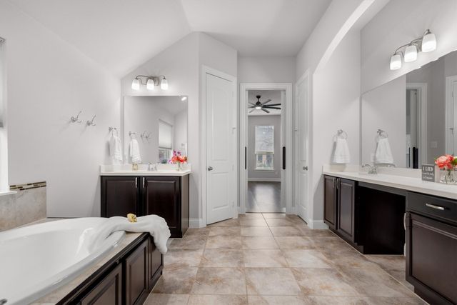 15033 Seventeen Lakes Boulevard, Fort Worth, TX 76262