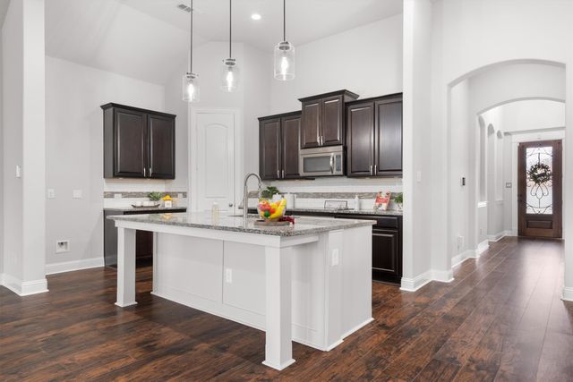 15033 Seventeen Lakes Boulevard, Fort Worth, TX 76262