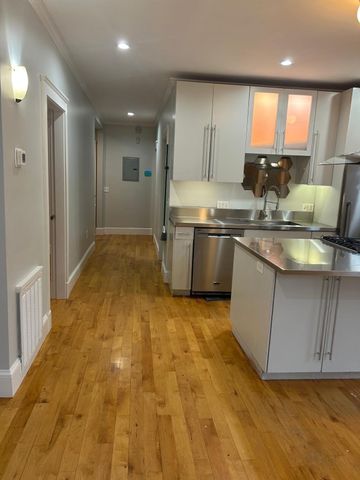 8 Conrad St 1, Boston, MA 02125