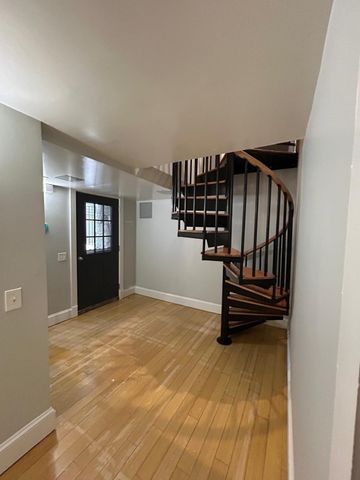 8 Conrad St 1, Boston, MA 02125