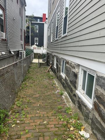 8 Conrad St 1, Boston, MA 02125