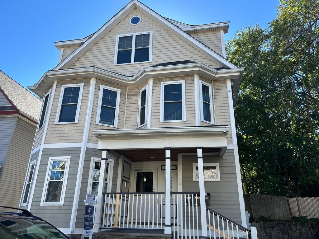 8 Conrad St 1, Boston, MA 02125
