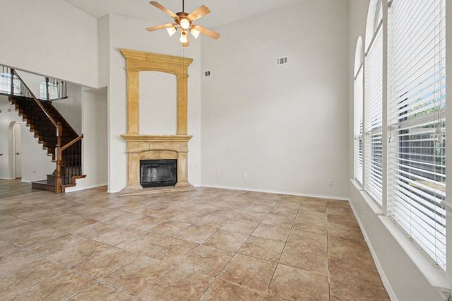 412 Flowering Plum Lane, Fort Worth, TX 76140