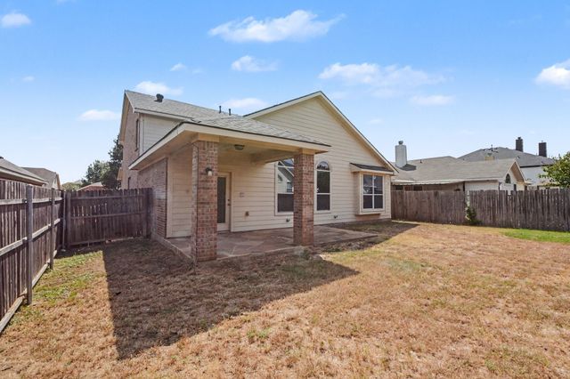 412 Flowering Plum Lane, Fort Worth, TX 76140
