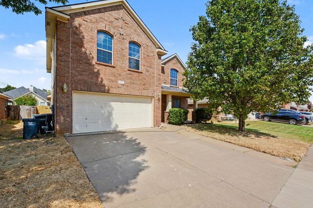 412 Flowering Plum Lane, Fort Worth, TX 76140