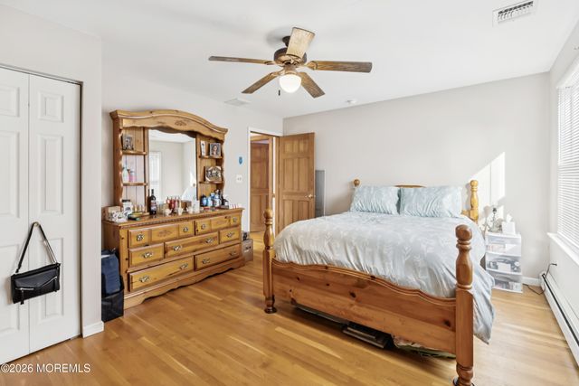 12 Pinewood Drive, Little Egg Harbor, NJ 08087