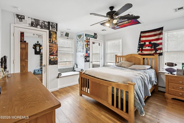 12 Pinewood Drive, Little Egg Harbor, NJ 08087