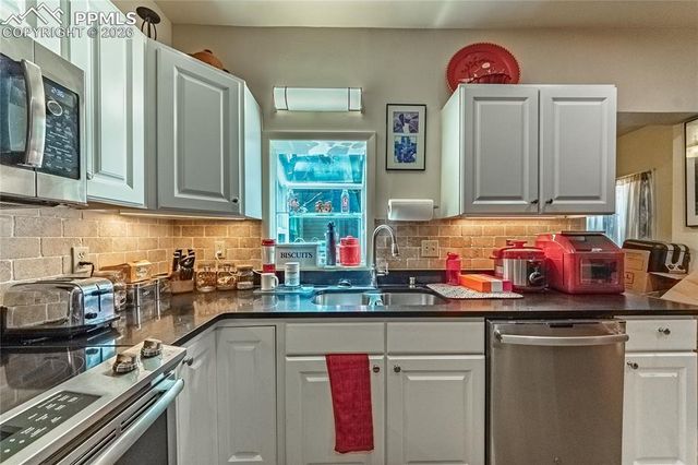 422 E Dale Street, Colorado Springs, CO 80923