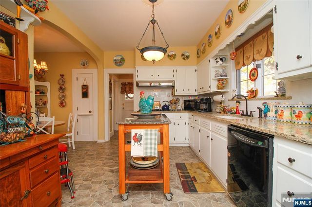 301 3rd Street, Clifton, NJ 07011