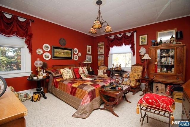 301 3rd Street, Clifton, NJ 07011