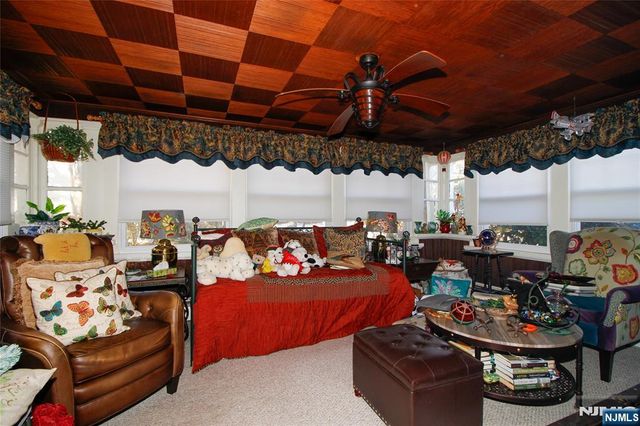 301 3rd Street, Clifton, NJ 07011