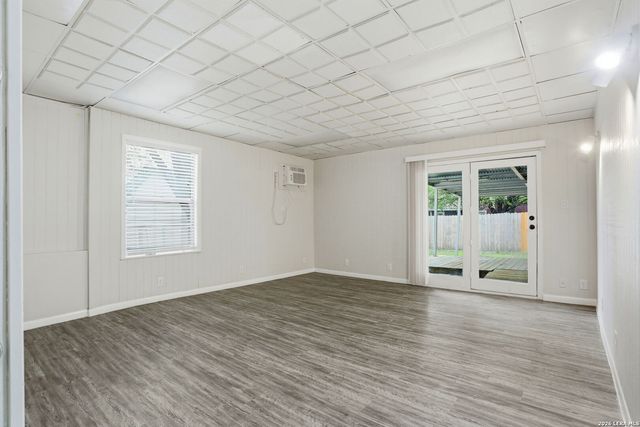 466 Sandalwood, San Antonio, TX 78216