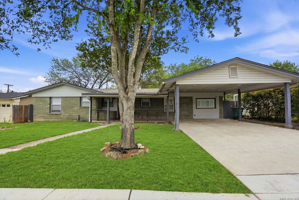 466 Sandalwood, San Antonio, TX 78216