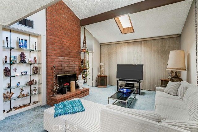 2020 Del Bay, Lakewood, CA 90712