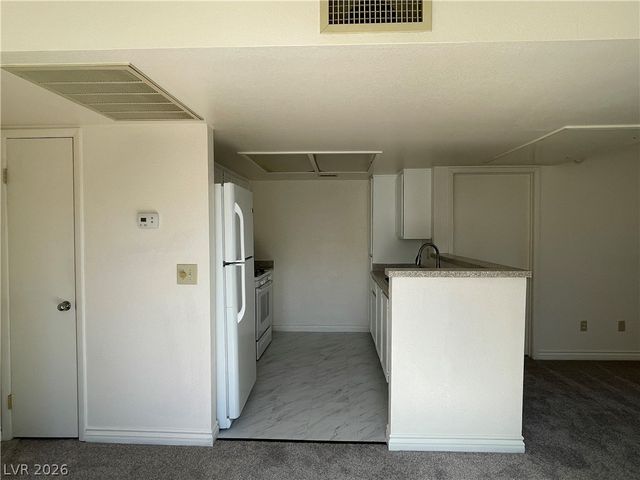 8070 West Russell Road 2109, Las Vegas, NV 89113