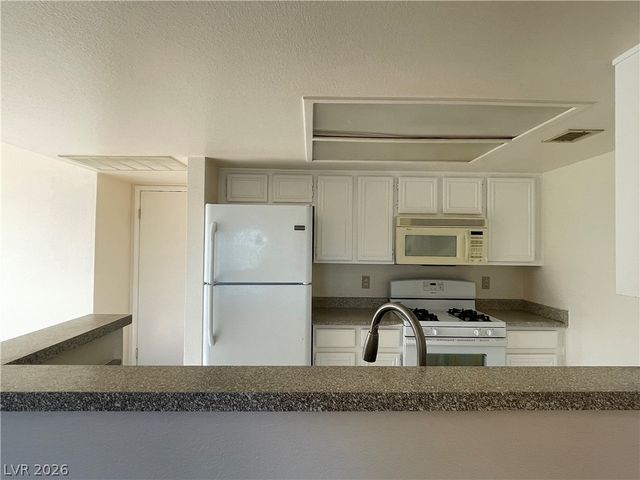 8070 West Russell Road 2109, Las Vegas, NV 89113