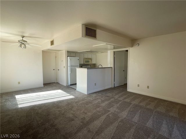 8070 West Russell Road 2109, Las Vegas, NV 89113