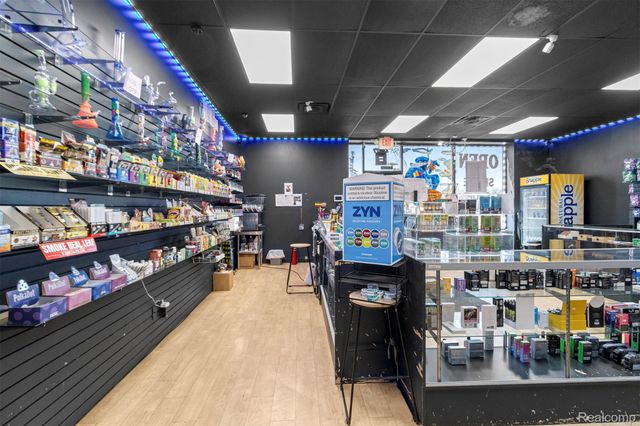 18950 Inkster, Redford Charter Township, MI 48240