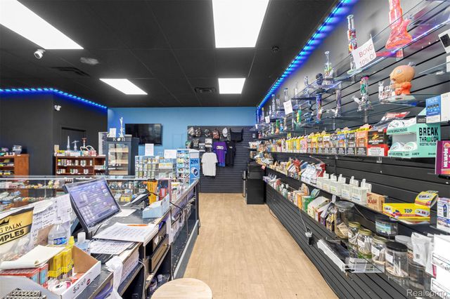 18950 Inkster, Redford Charter Township, MI 48240